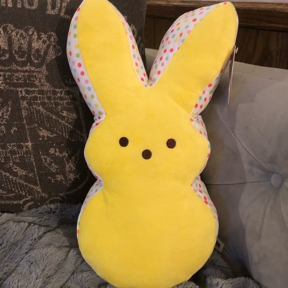 Peeps Yellow polkadot Cotton Candy scented plush yellow